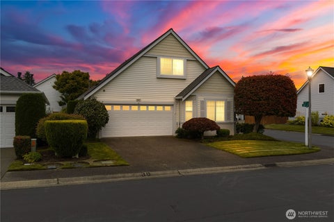 Photo of 16927 91st Avenue E, Puyallup, WA 98375 (MLS # 2583960)