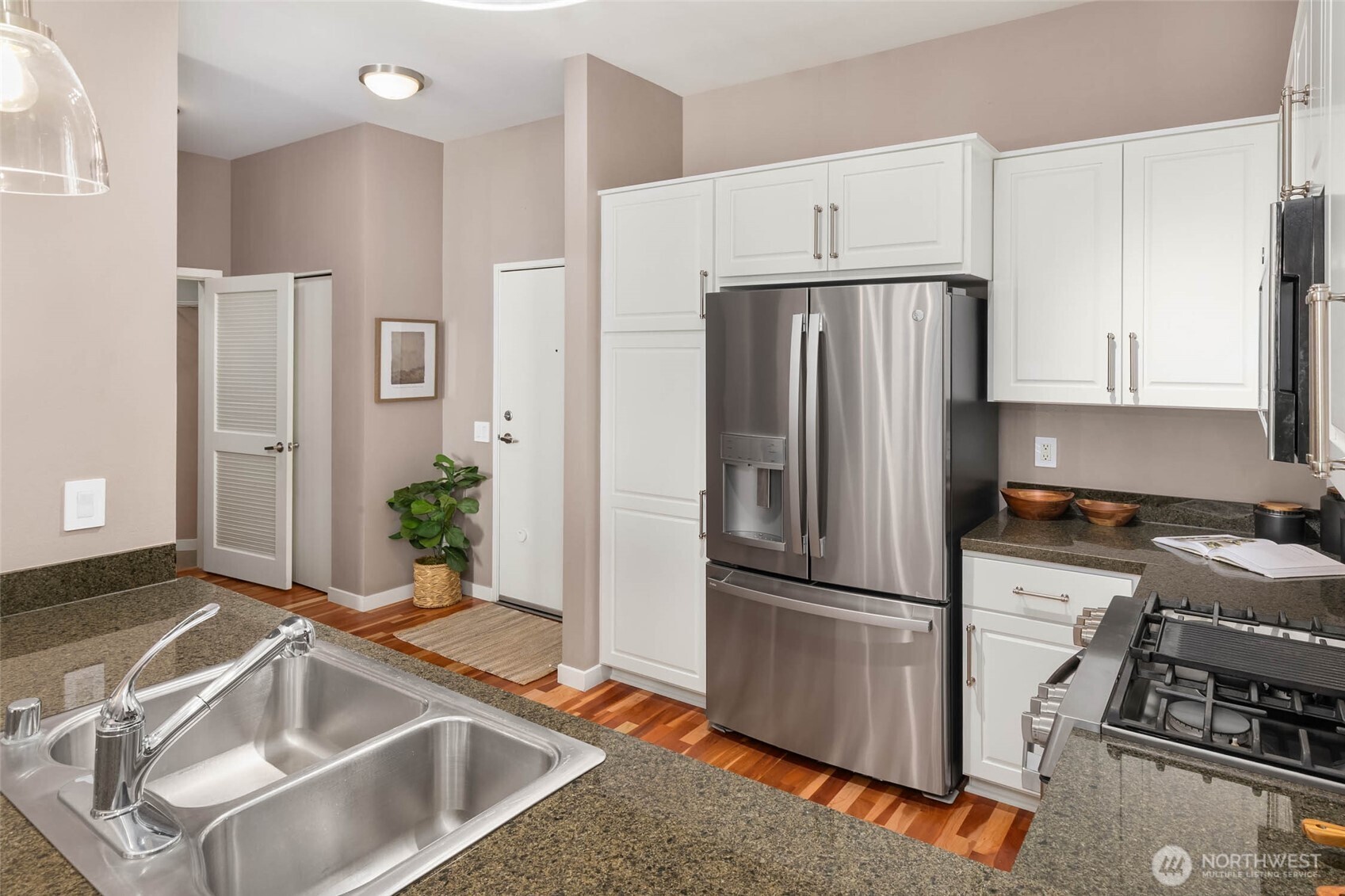 375 Kirkland Avenue 327