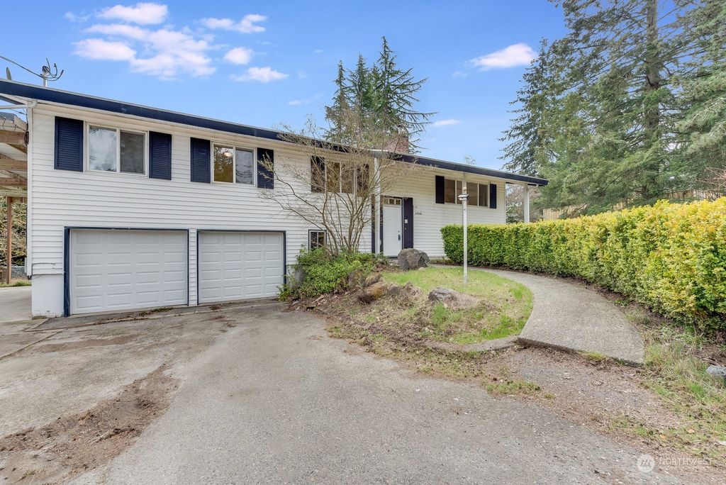 Photo of 27626 43rd Place S, Auburn, WA 98001 (MLS # 2052621)