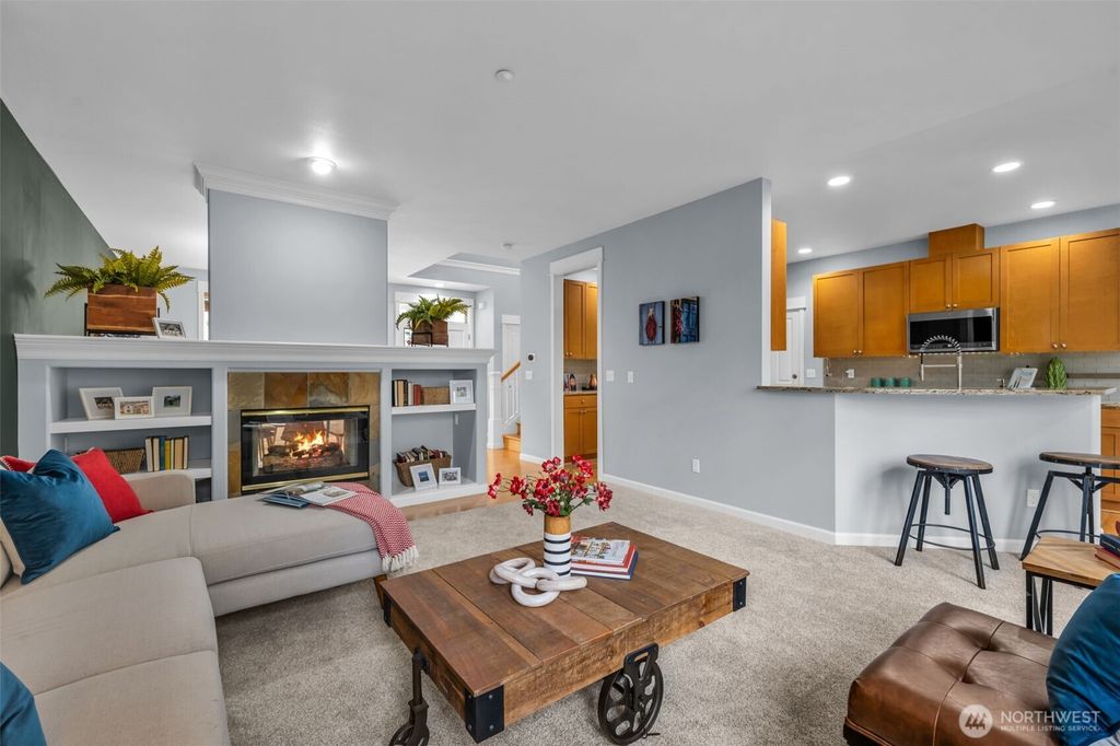 Photo of 6441 SE Cougar Mountain Way, Bellevue, WA 98006 (MLS # 2472445)