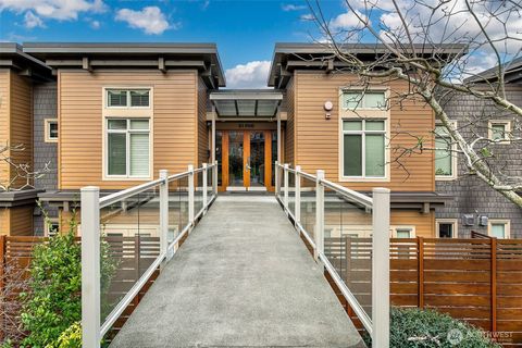 61 Pine Street 203 Edmonds WA 98020
