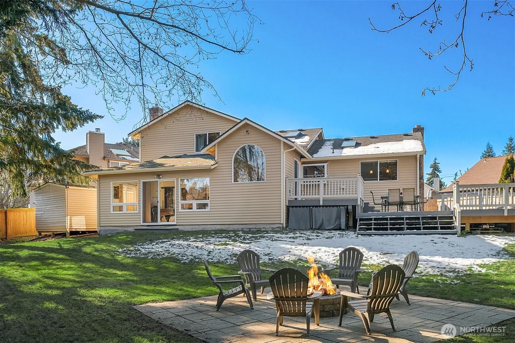 Photo of 10917 53rd Avenue W, Mukilteo, WA 98275 (MLS # 2331664)