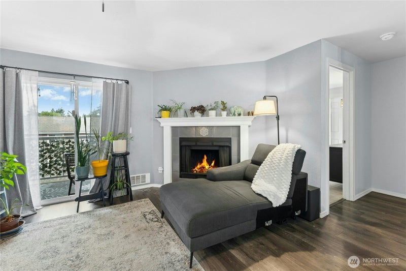 1132 N 198th Street C302