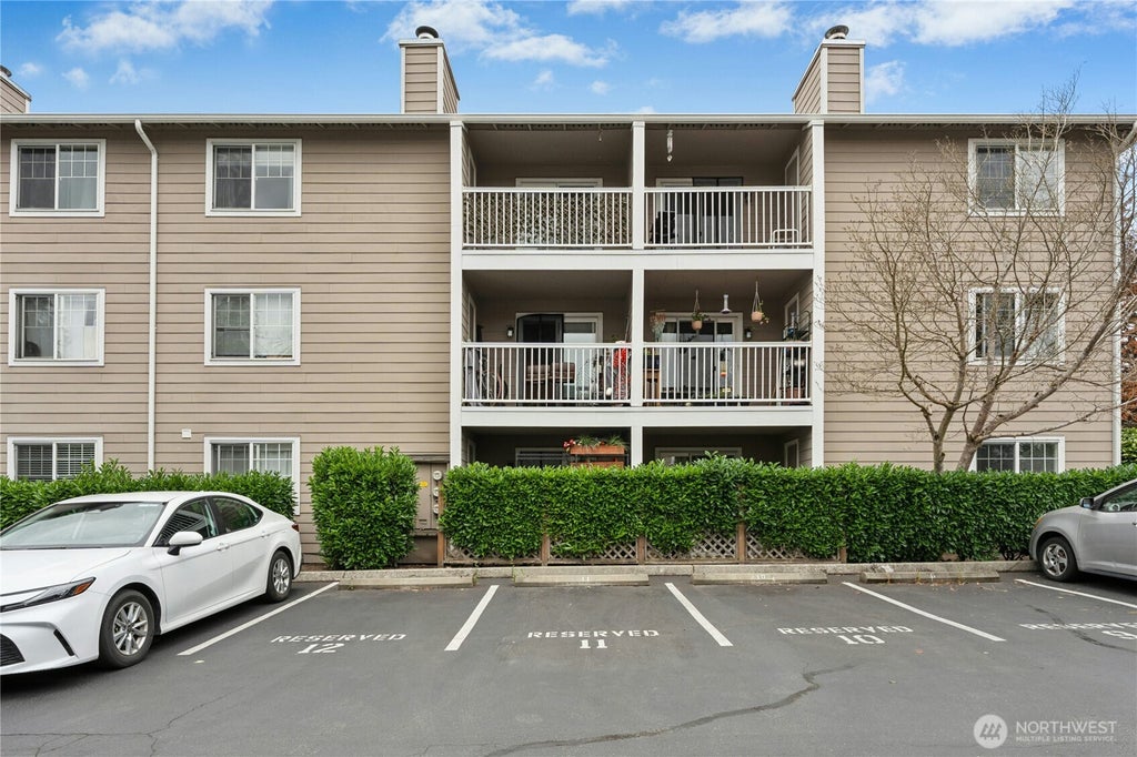 Photo of 1132 N 198th Street #C302, Shoreline, WA 98133 (MLS # 2576092)