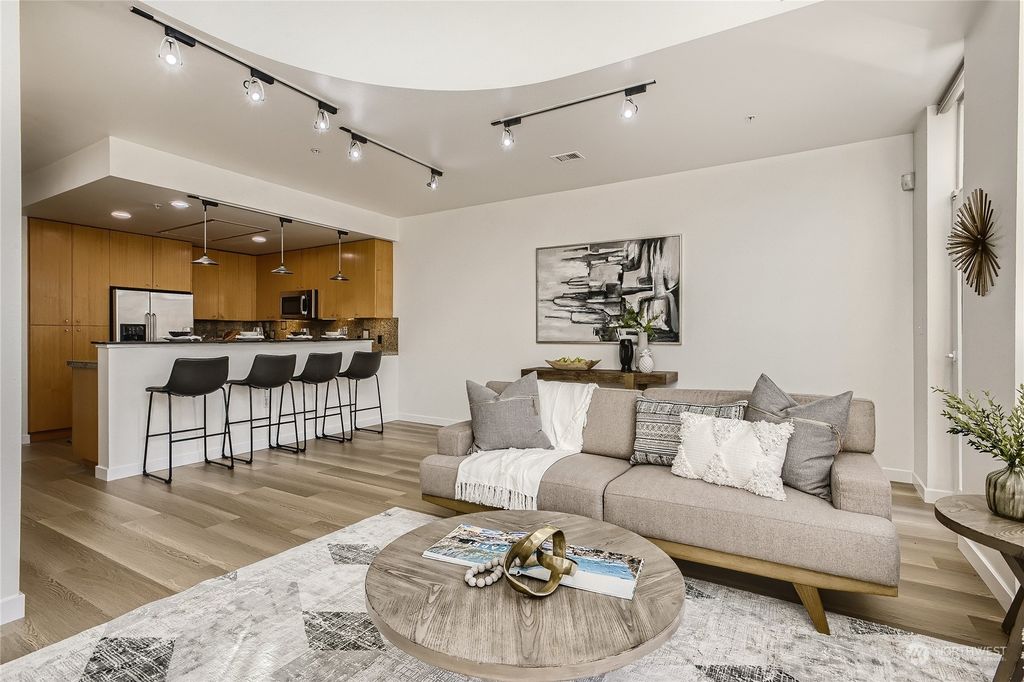 Photo of 17 W Mercer Street #6, Seattle, WA 98119 (MLS # 2033653)