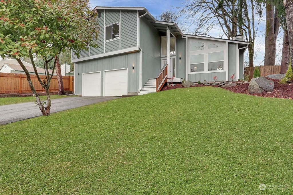 Photo of 26504 199th Place SE, Covington, WA 98042 (MLS # 2184850)
