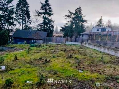 Photo of 271 Hardie Avenue NW, Renton, WA 98055 (MLS # 2447626)