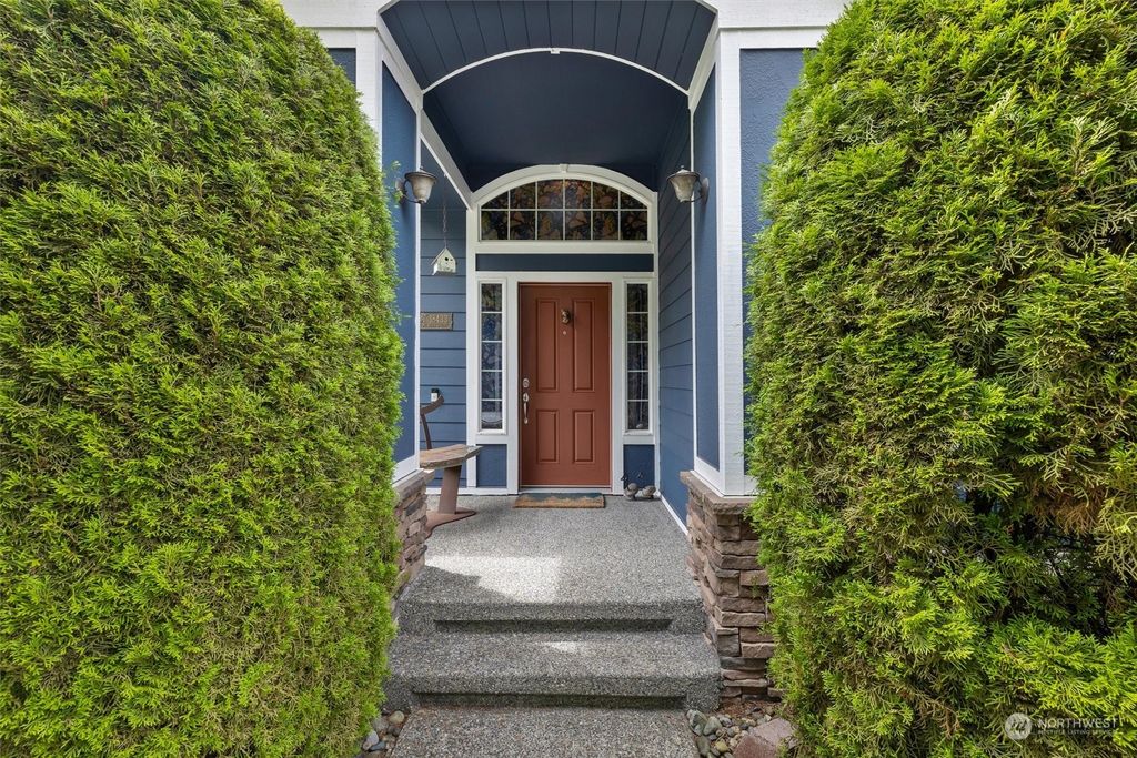 Photo of 18433 NE 95th Court, Redmond, WA 98052 (MLS # 2254172)