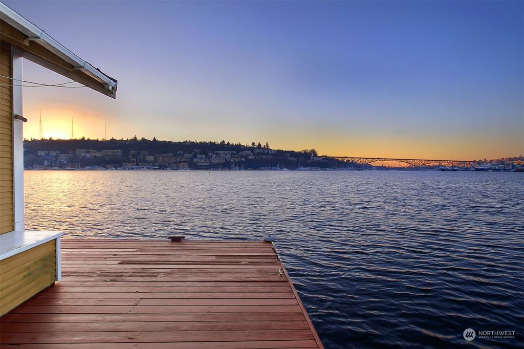 Photo of 2331 Fairview Avenue E #H, Seattle, WA 98102 (MLS # 2324717)