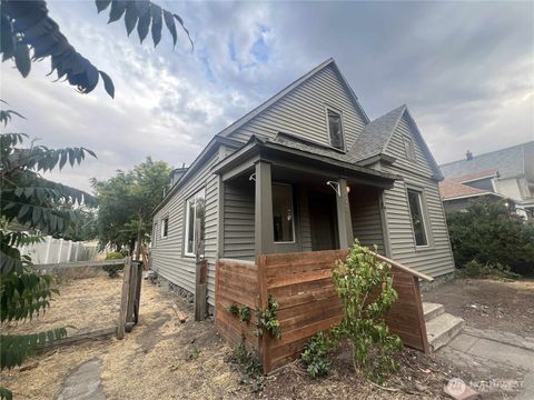 Photo of 1920 E 1st Avenue, Spokane, WA 98202 (MLS # 2414304)