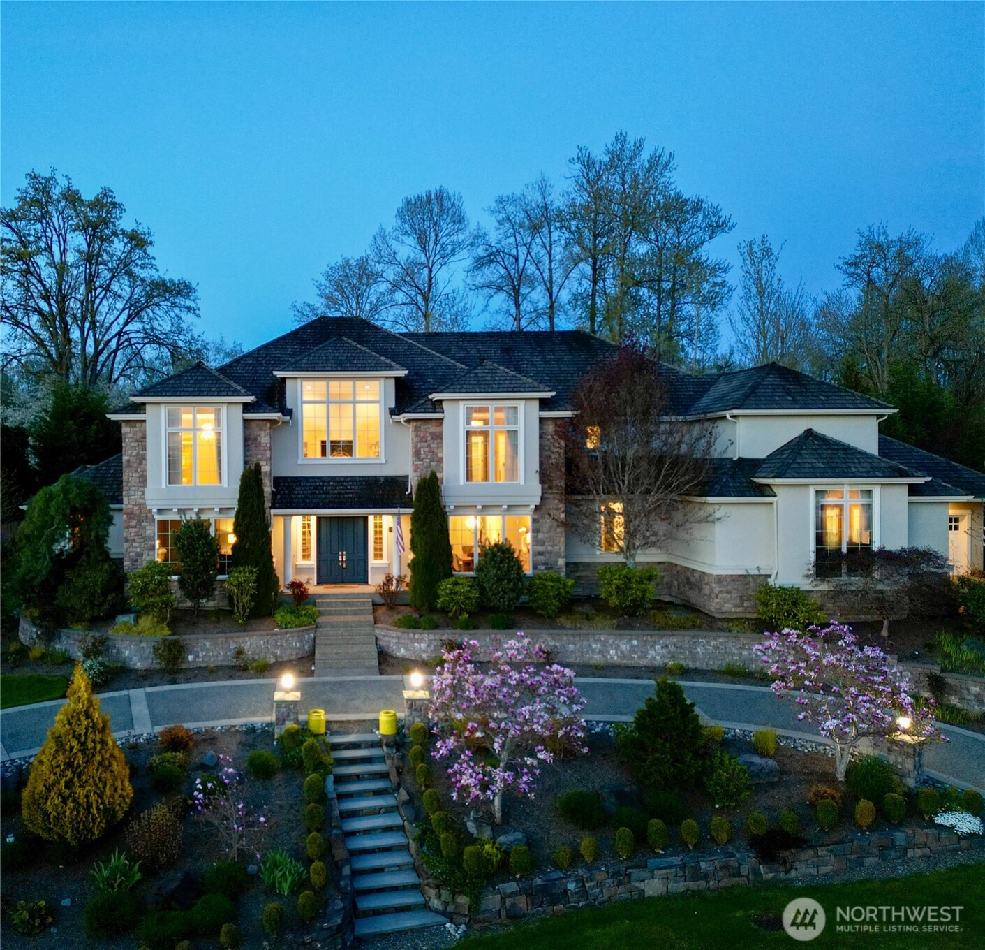 5726 251st Court NE