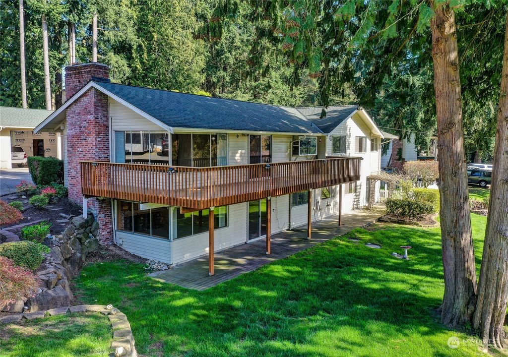 Photo of 17329 17th Avenue W, Lynnwood, WA 98037 (MLS # 2060856)