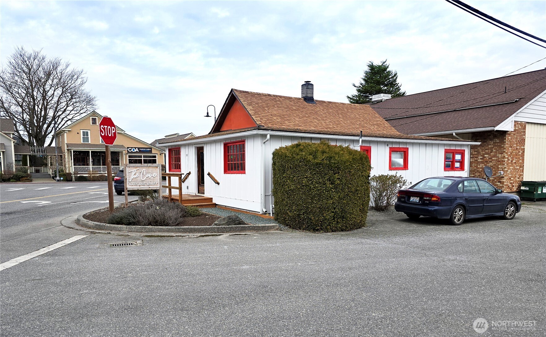 105 Maple Avenue