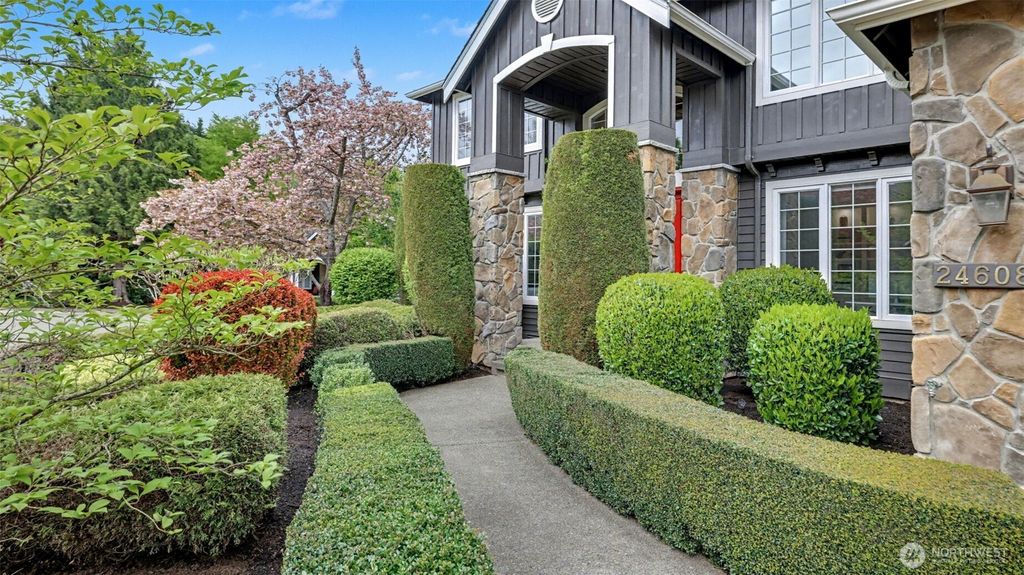 Photo of 24608 SE 2nd Place, Sammamish, WA 98074 (MLS # 2509052)