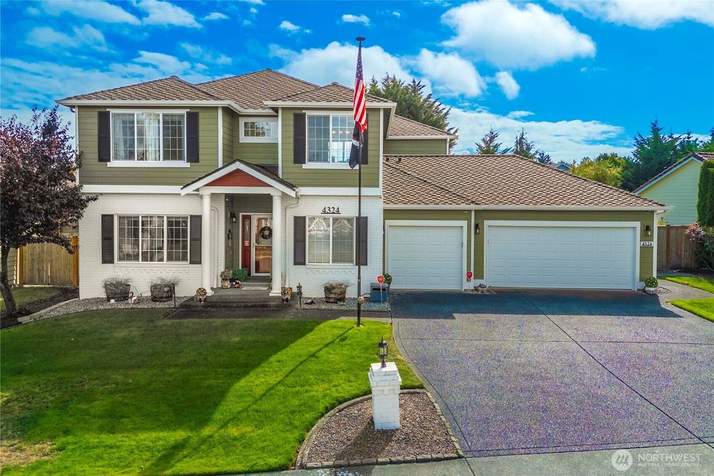 Photo of 4324 41st Street NE, Tacoma, WA 98422 (MLS # 2443058)