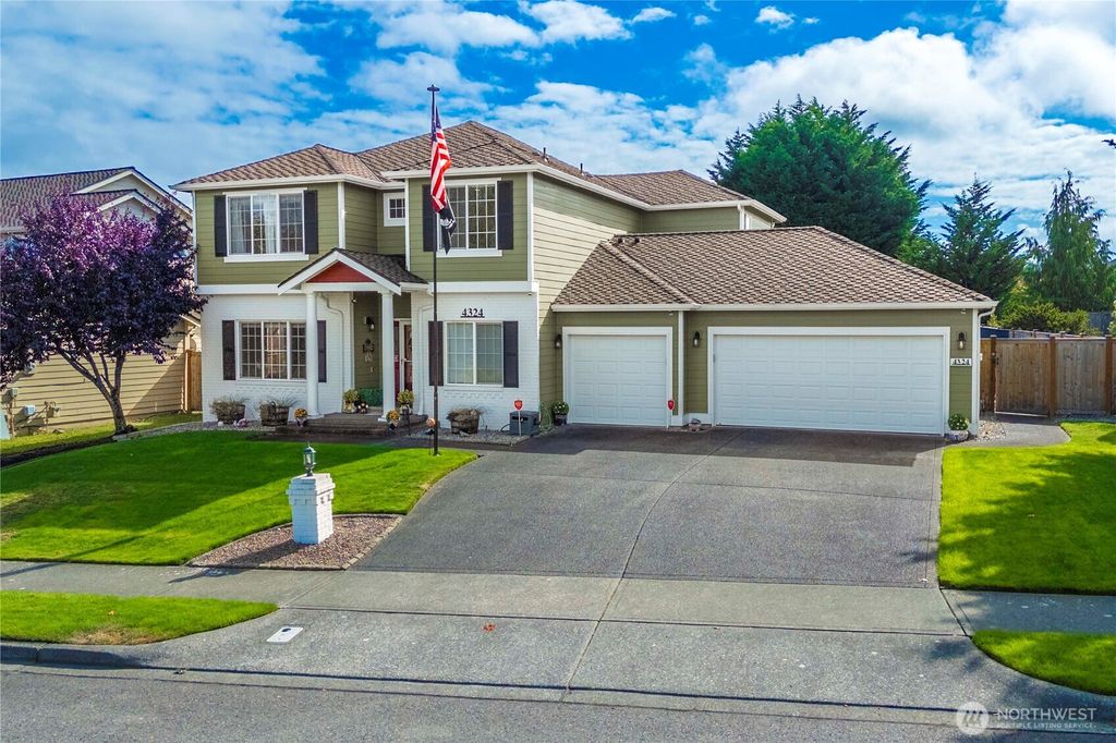 Photo of 4324 41st Street NE, Tacoma, WA 98422 (MLS # 2443058)
