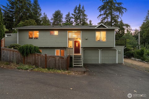 Photo of 1611 NE Perkins, Shoreline, WA 98155 (MLS # 2541004)