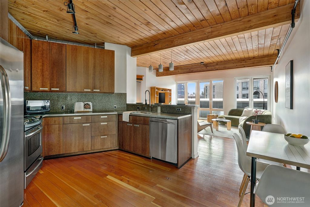 Photo of 1408 12th Avenue #406, Seattle, WA 98122 (MLS # 2522939)