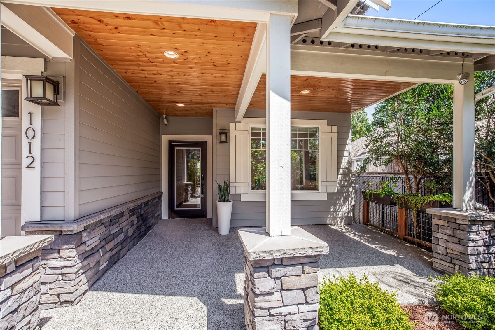 1012 NE 94th Street