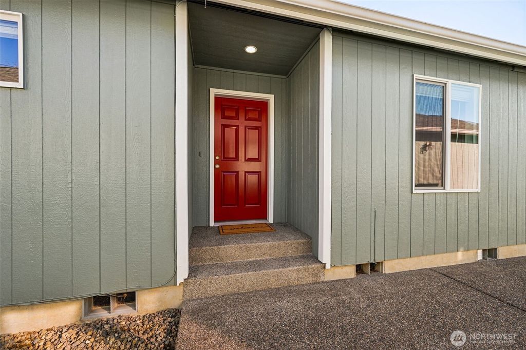 Photo of 4712 Cole Court SE, Olympia, WA 98501 (MLS # 2487666)