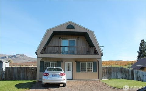 Photo of 27 Orchard Loop N, Tonasket, WA 98855 (MLS # 2537324)