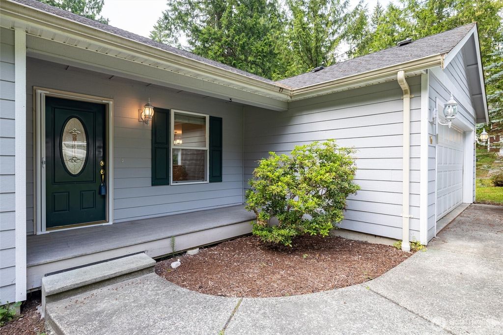 Photo of 16 Rocky Ridge Drive, Bellingham, WA 98229 (MLS # 2546692)