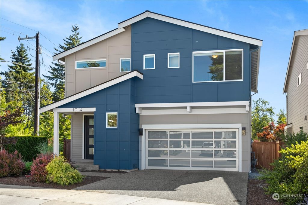 Photo of 1024 154th Place SW, Lynnwood, WA 98087 (MLS # 2140764)