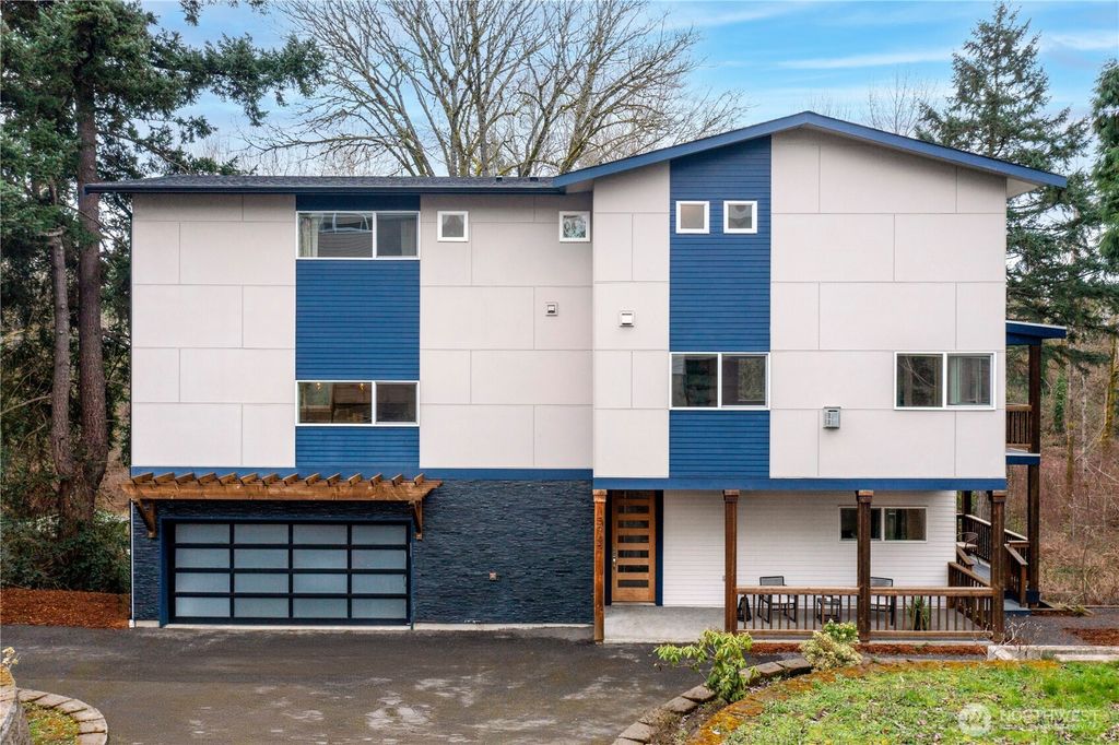 Photo of 5942 21st Avenue SW, Seattle, WA 98106 (MLS # 2516415)