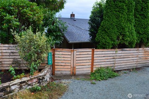 Photo of 9803 Rainier Avenue S #upper, Seattle, WA 98118 (MLS # 2456541)