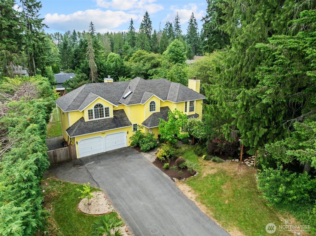Photo of 10810 210th Street SE, Snohomish, WA 98296 (MLS # 2399155)