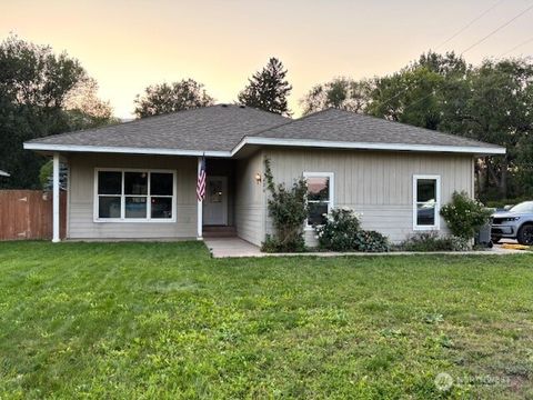 Photo of 420 Juniper Street, Oroville, WA 98844 (MLS # 2439045)