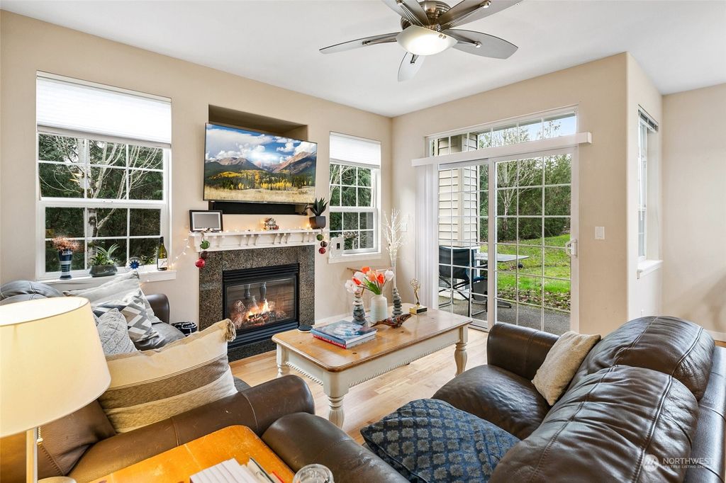 Photo of 1855 Trossachs Boulevard SE #1102, Sammamish, WA 98075 (MLS # 2316876)
