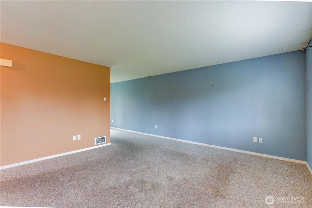 Photo of 16231 E Shore Drive, Lynnwood, WA 98087 (MLS # 2507948)