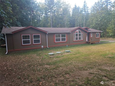 A home in Winlock