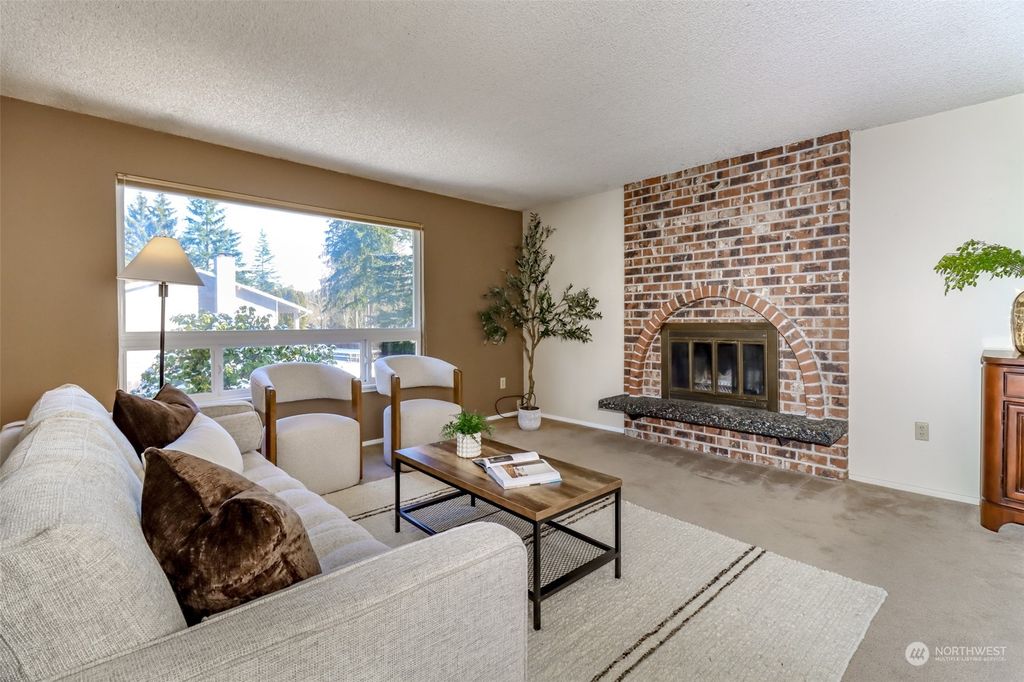 Photo of 17859 156th Place SE, Renton, WA 98058 (MLS # 2329585)