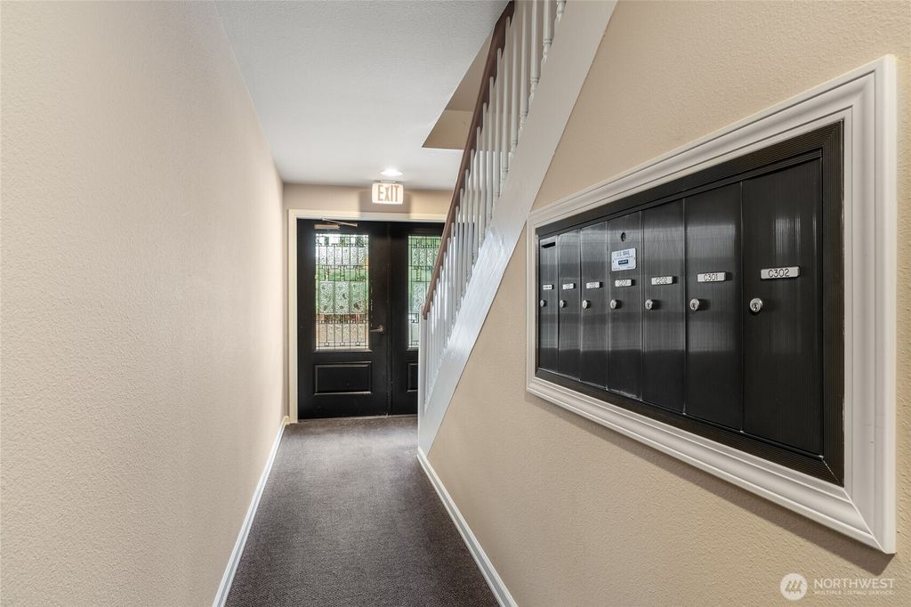 Photo of 7505 212th Street SW #C301, Edmonds, WA 98026 (MLS # 2467007)