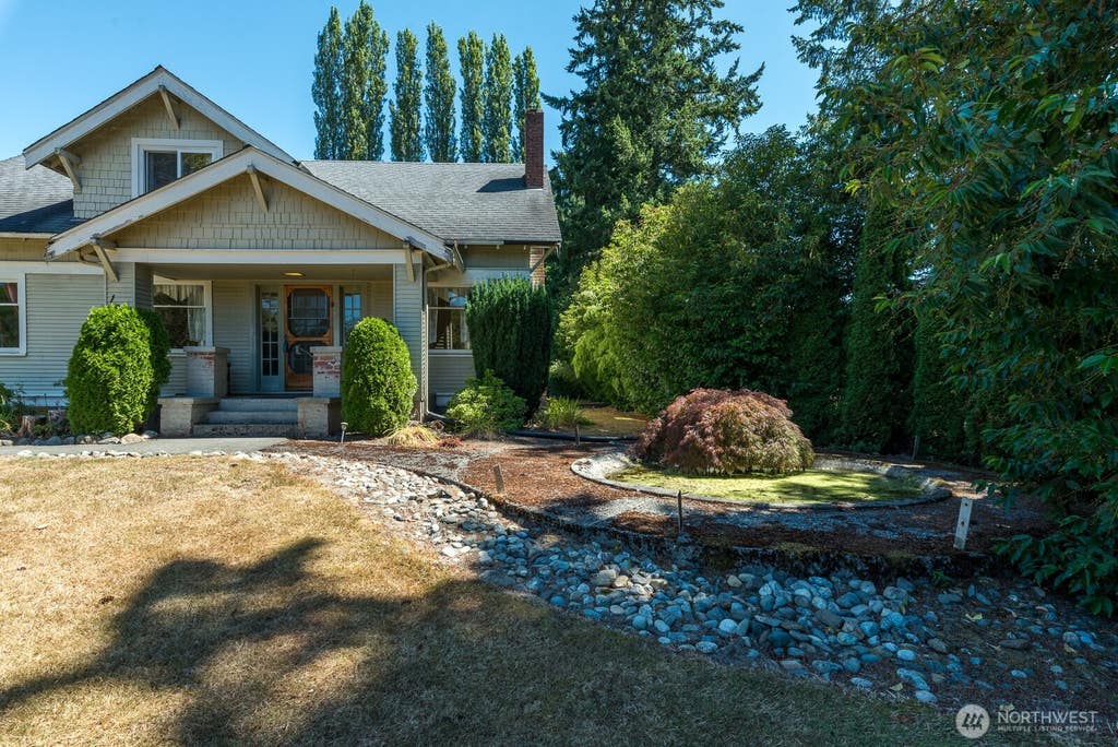 Photo of 13701 51st Avenue NE, Marysville, WA 98271 (MLS # 2563318)
