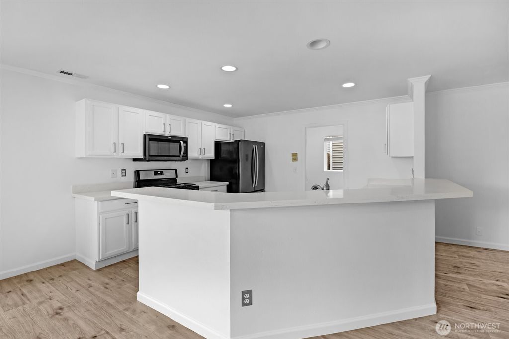 Photo of 3903 154th Place SE, Bothell, WA 98012 (MLS # 2420592)