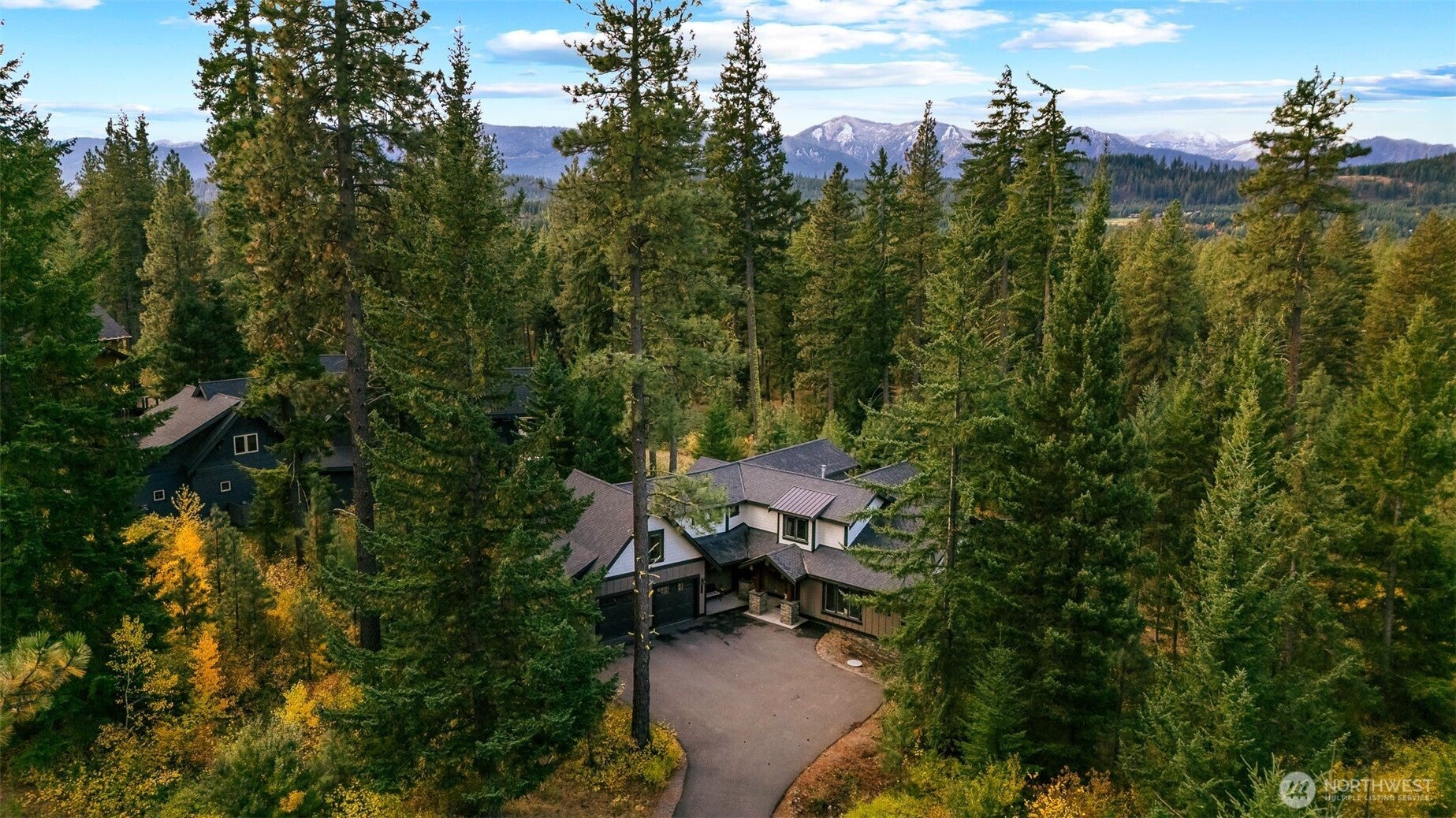 Cle Elum, Washington, 98922, United States, 4 Bedrooms Bedrooms, ,5 BathroomsBathrooms,Residential,Active,2012928
