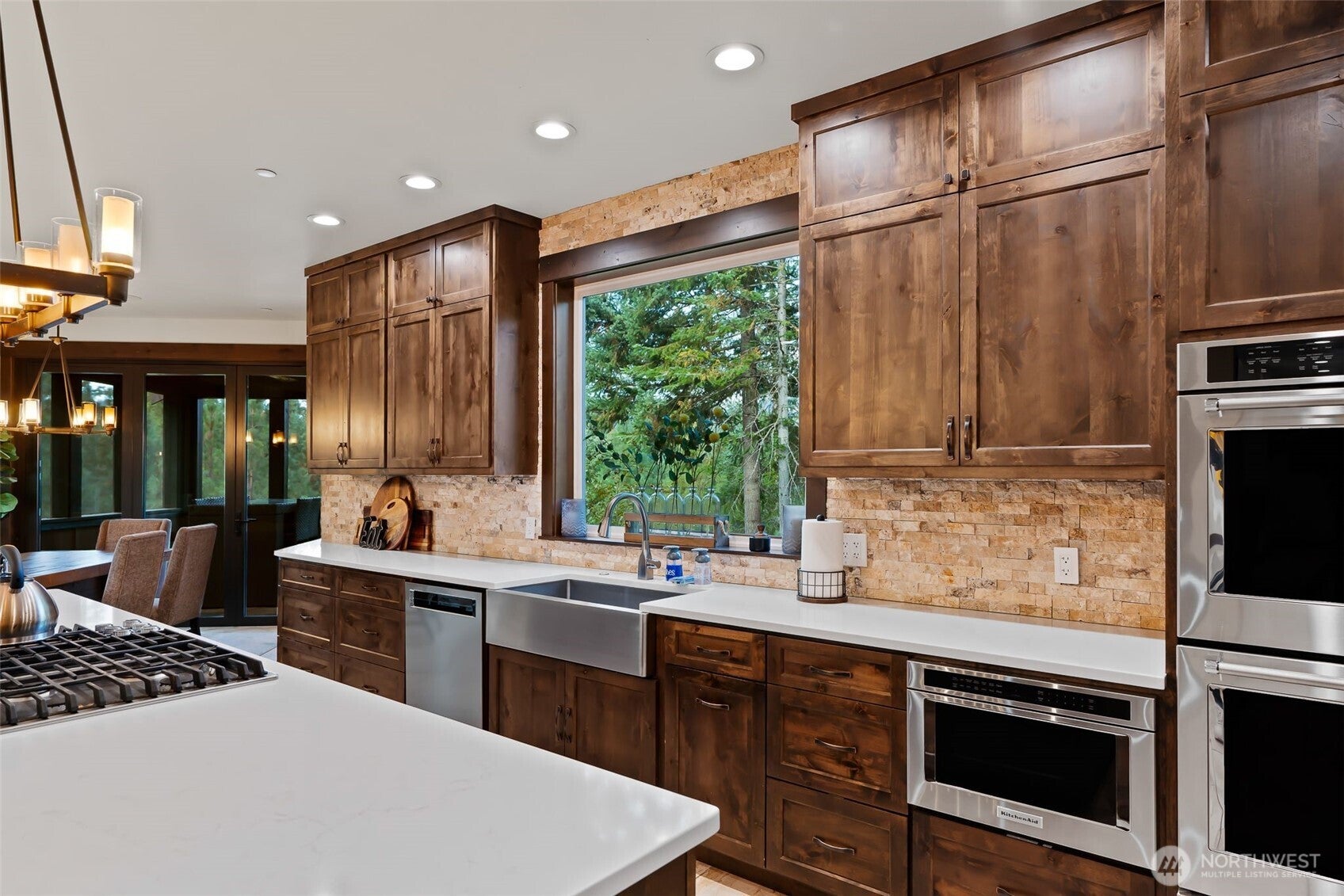 Cle Elum, Washington, 98922, United States, 4 Bedrooms Bedrooms, ,5 BathroomsBathrooms,Residential,Active,2012928