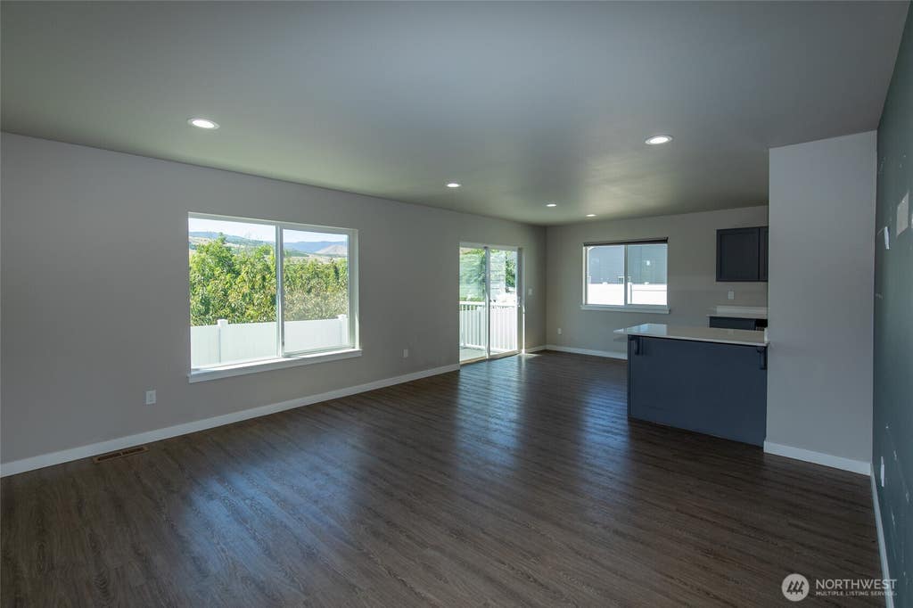 Photo of 2362 SE Marlette Road, East Wenatchee, WA 98802 (MLS # 2557185)