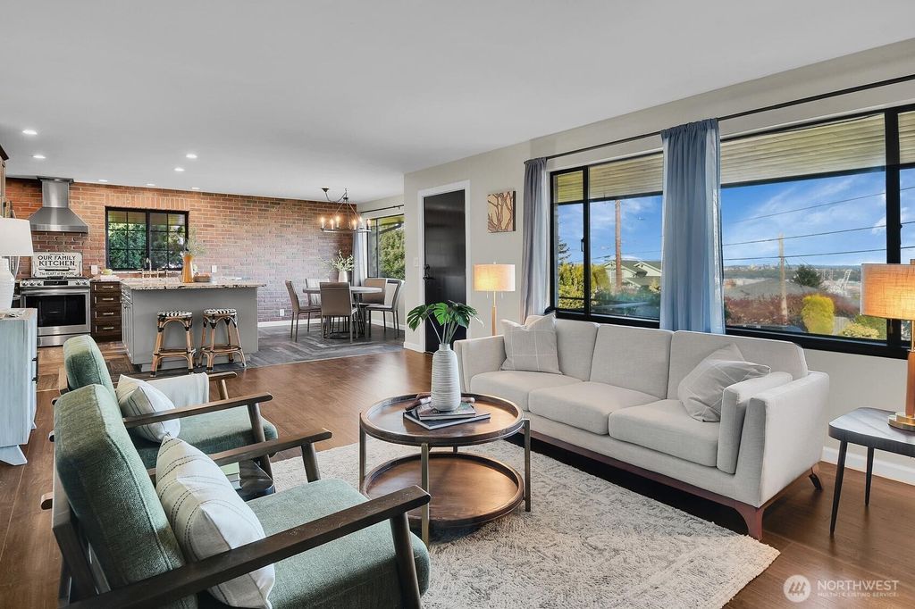 Photo of 3719 38th Avenue SW, Seattle, WA 98126 (MLS # 2505504)