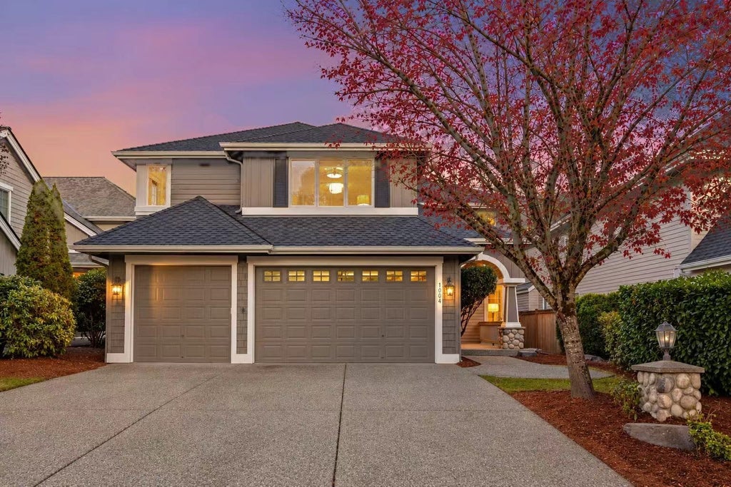 Photo of 1004 274th Place SE, Sammamish, WA 98075 (MLS # 2592646)