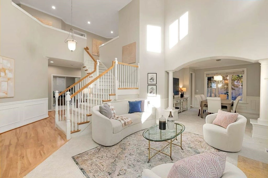 Photo of 1004 274th Place SE, Sammamish, WA 98075 (MLS # 2592646)