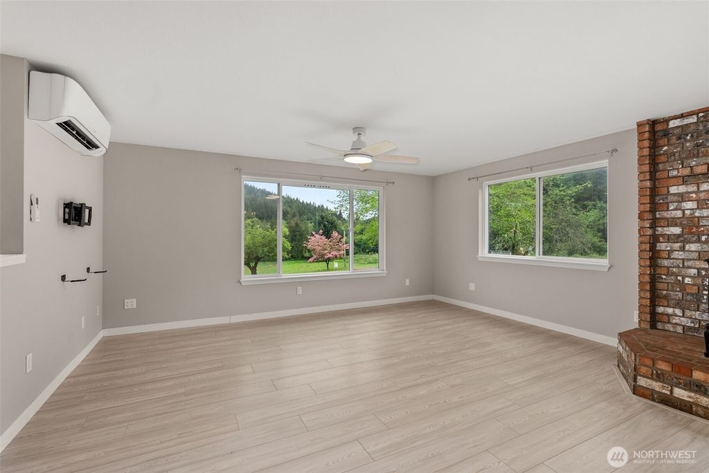 Photo of 269 Elk Creek Road, Raymond, WA 98577 (MLS # 2524733)