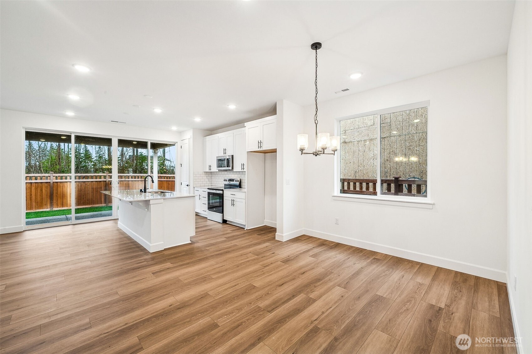 20234 150th Street E 597