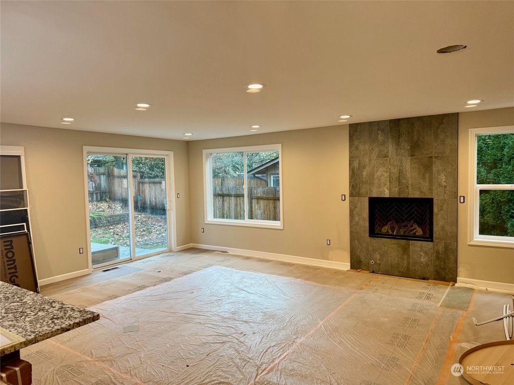 Photo of 10916 156th Court NE, Redmond, WA 98052 (MLS # 2309301)