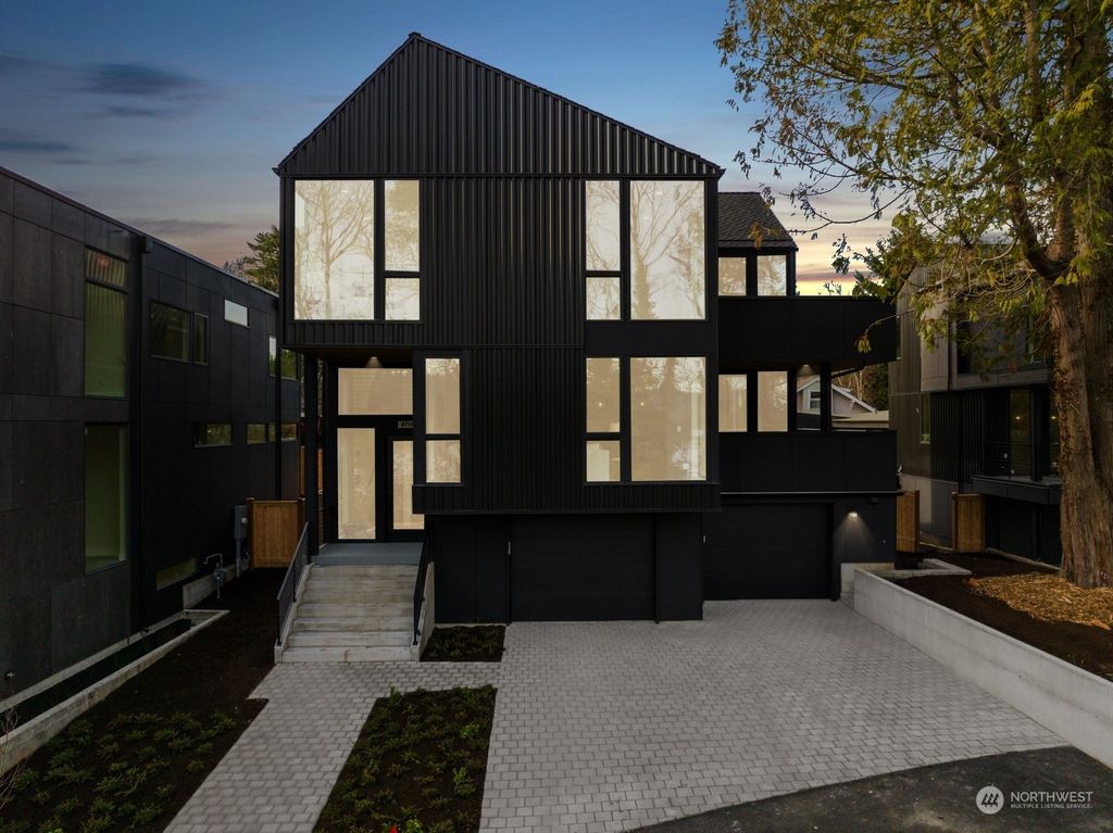 Photo of 4709 Lake Washington Boulevard S, Seattle, WA 98118 (MLS # 2186518)