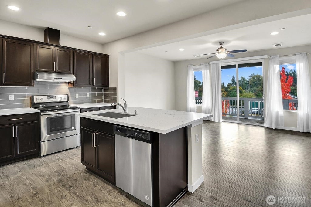 Photo of 7903 20th Avenue SE, Everett, WA 98203 (MLS # 2589289)