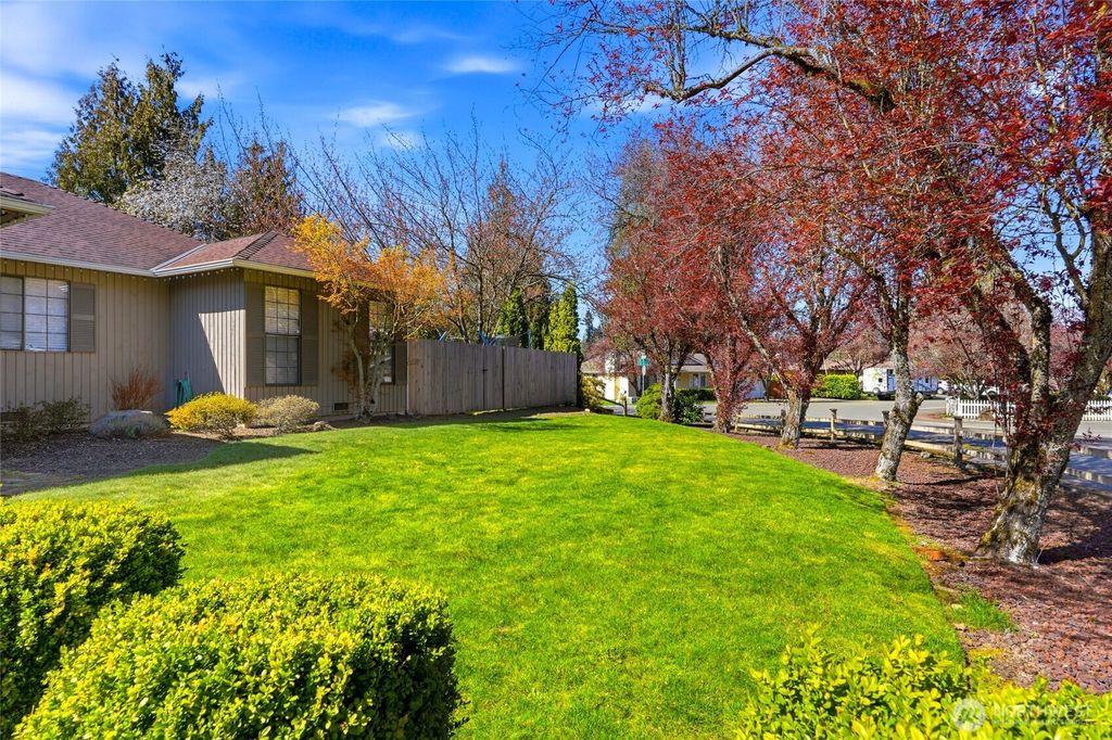 Photo of 13028 58th Drive SE, Snohomish, WA 98296 (MLS # 2506595)